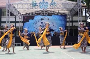 iswa OSIS SMA Negeri 15 Bandung dalam kegiatan Volunteer Niravela 2026